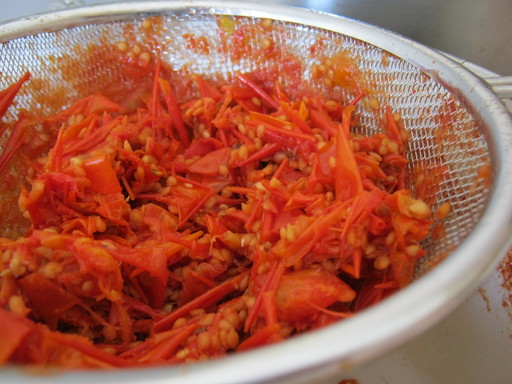 Jugo de tomate para el invierno