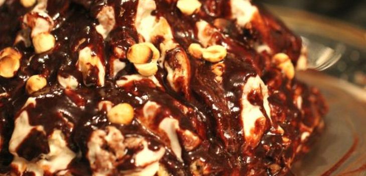 Torta Grafskie ruinas en el multivark