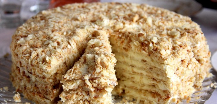 Pastel en una sartén: preparamos bizcochos blandos según las mejores recetas