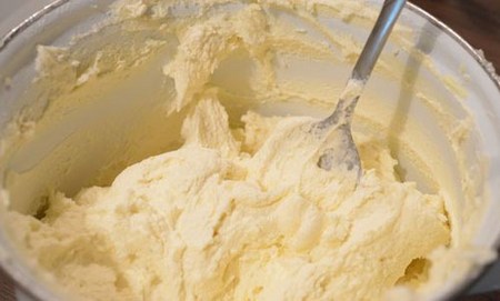 Requesón y crema de crema, receta con foto