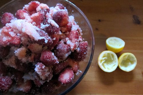 Mermelada de fresa con menta