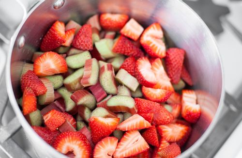 Mermelada con fresas de ruibarbo