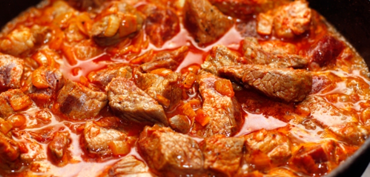 goulash abundante