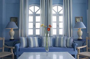 Interior en color azul