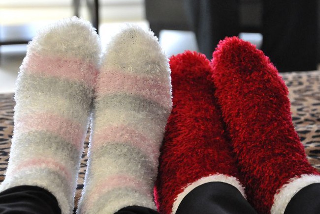 ¿Qué debo hacer si tengo los pies fríos?