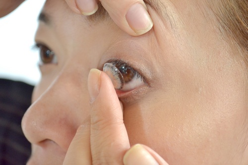 Cómo usar lentes y cómo fotografiarlos (video)