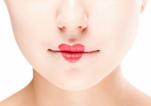  Una manera rápida y efectiva de tratar los resfriados en los labios: recetas sencillas