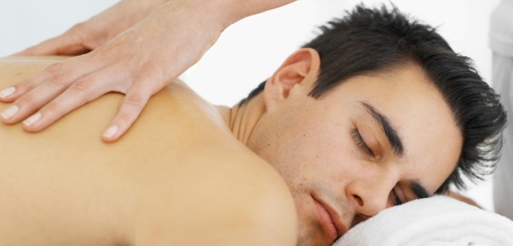 Masaje para adultos: tratamiento de la bronquitis